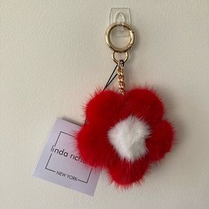 NWT Mink Fur 🌸 Flower Charm